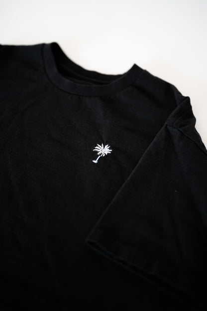 EMBROIDERED CROP TEE