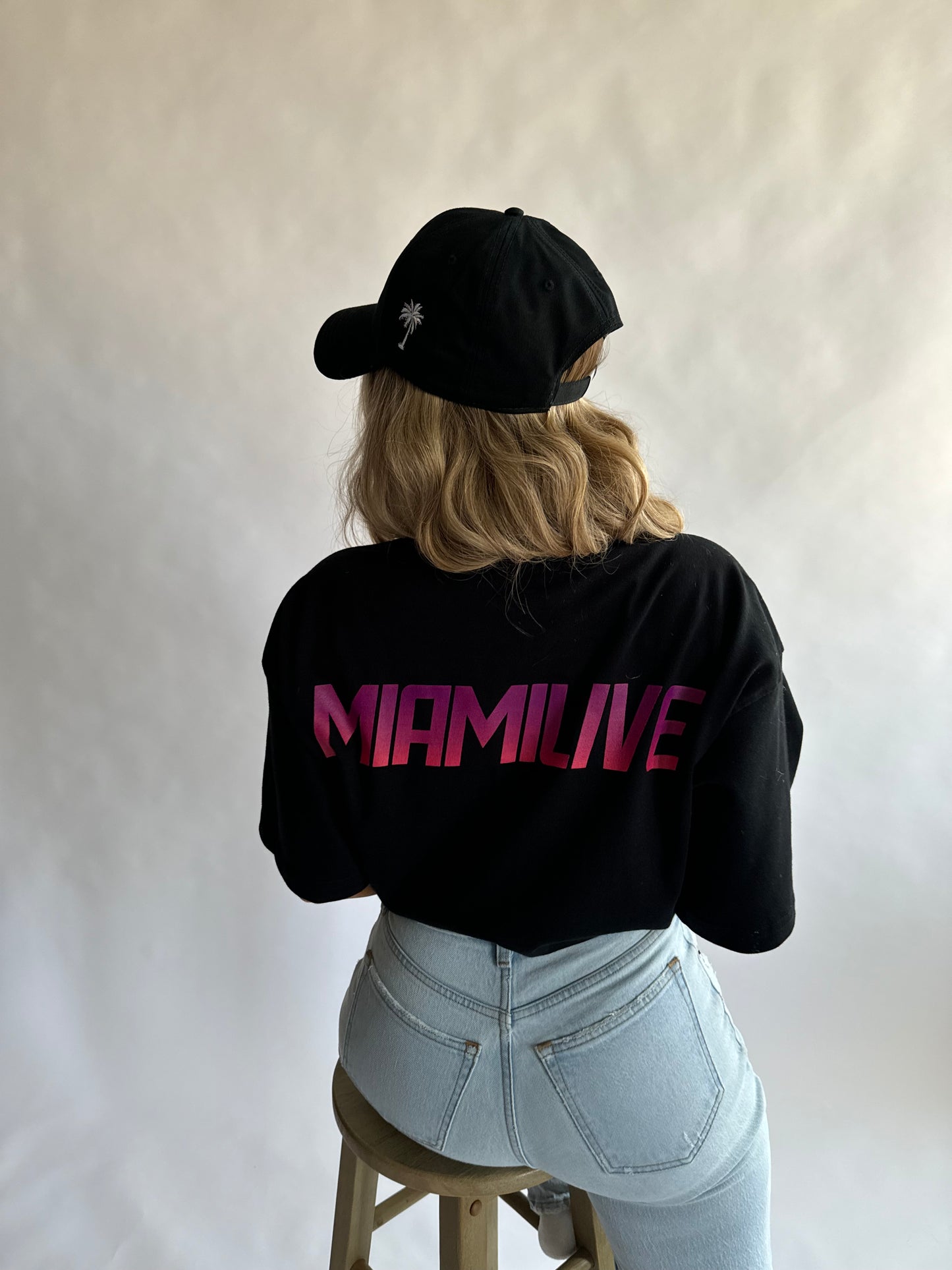 ESSENTIAL OVERSIZED TEE